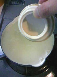 重曹 茶渋落とし